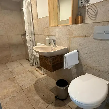 Duplex Garden Loft 锡格堡